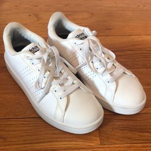 Adidas Women’s White Cloudfoam sneakers